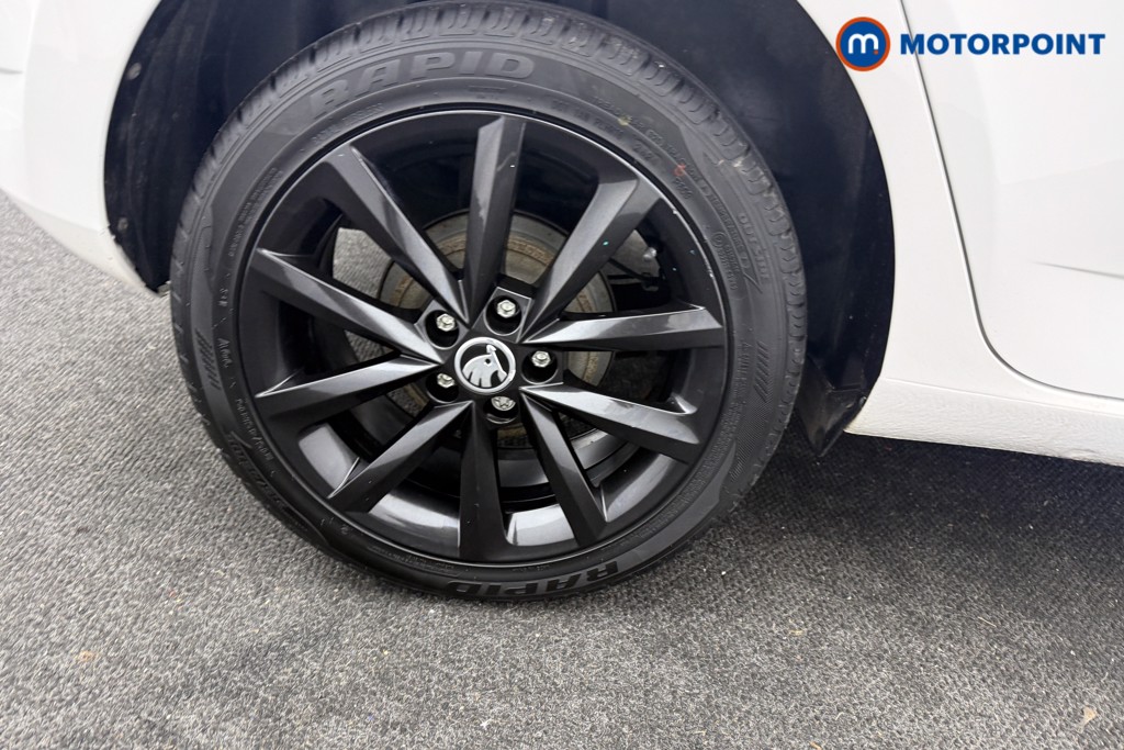 Skoda Fabia Colour Edition Manual Petrol Hatchback - Stock Number (1575692) - 18th supplementary image