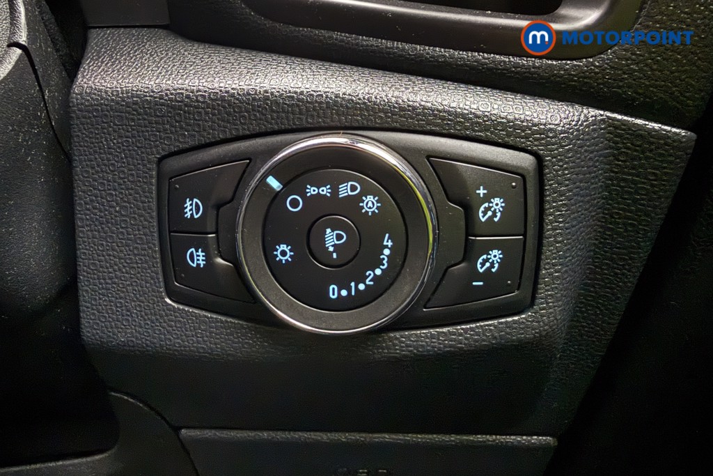 Ford Ecosport Titanium Automatic Petrol SUV - Stock Number (1592919) - 17th supplementary image