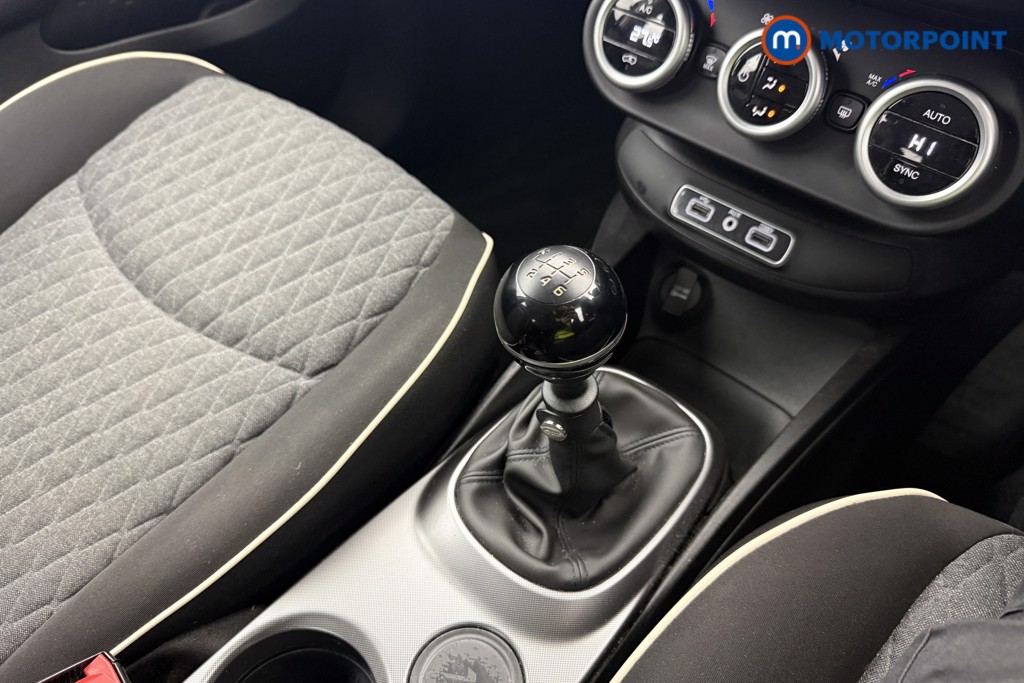 Fiat 500X City Cross Manual Petrol SUV - Stock Number (1592938) - 4th supplementary image