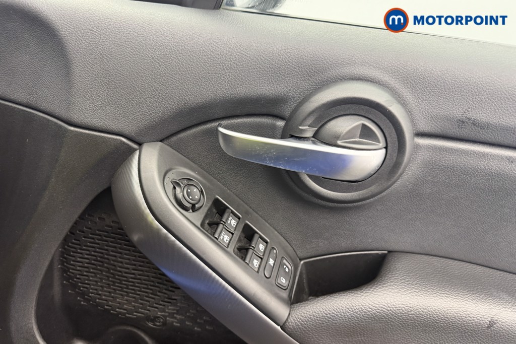 Fiat 500X City Cross Manual Petrol SUV - Stock Number (1592938) - 9th supplementary image
