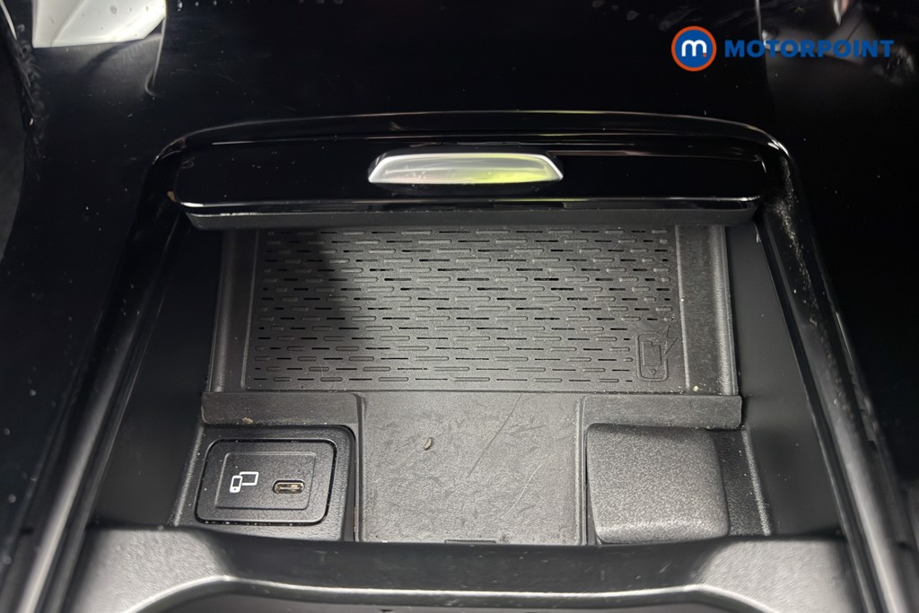 Mercedes-Benz A Class Amg Line Automatic Diesel Hatchback - Stock Number (1596462) - 14th supplementary image