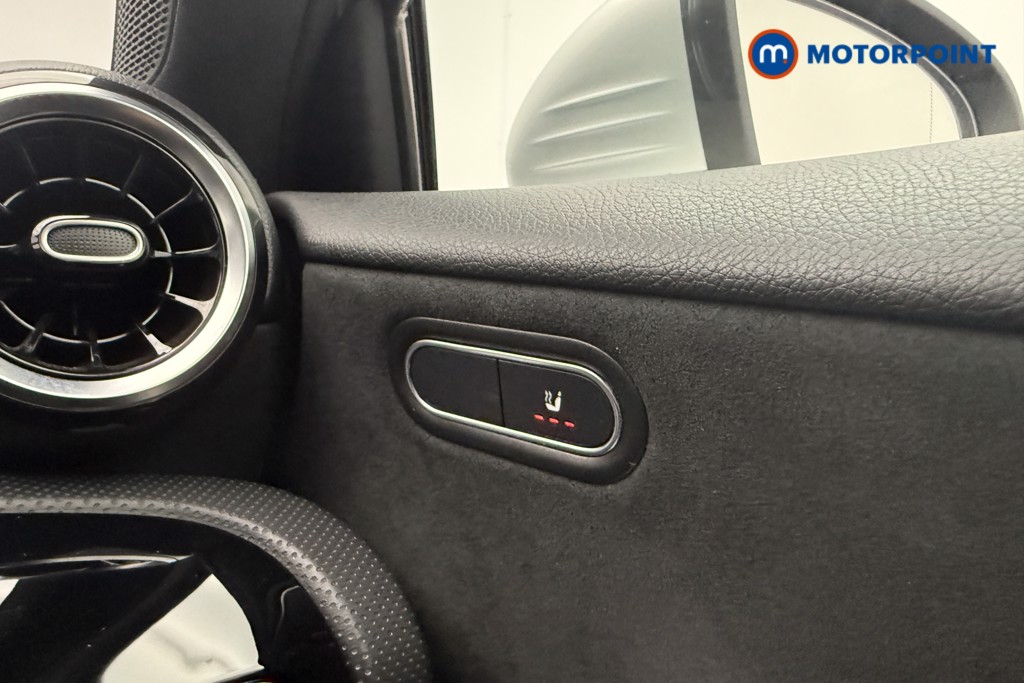 Mercedes-Benz A Class Amg Line Automatic Diesel Hatchback - Stock Number (1596462) - 19th supplementary image