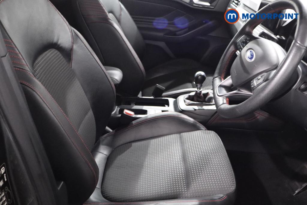 Ford Focus St-Line X Manual Diesel Hatchback - Stock Number (1602684) - 13th supplementary image