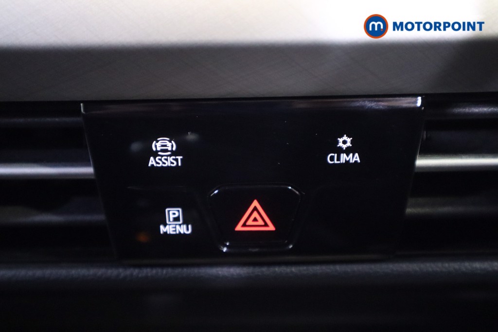 Volkswagen Golf Life Manual Petrol Hatchback - Stock Number (1605854) - 20th supplementary image