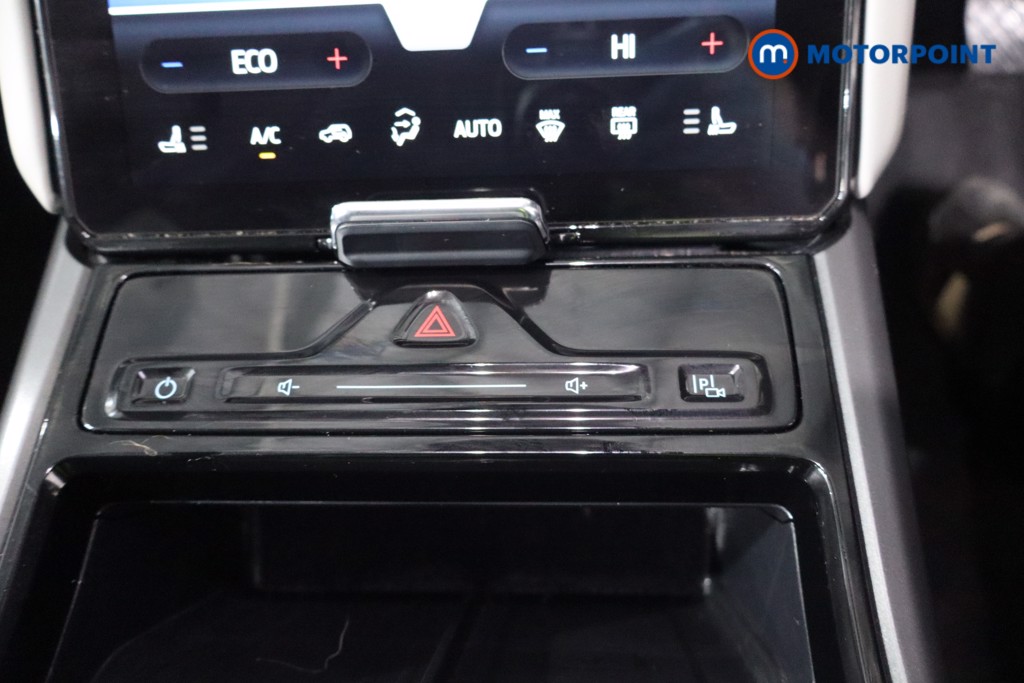 Ford Explorer Select Automatic Electric SUV - Stock Number (1606279) - 15th supplementary image