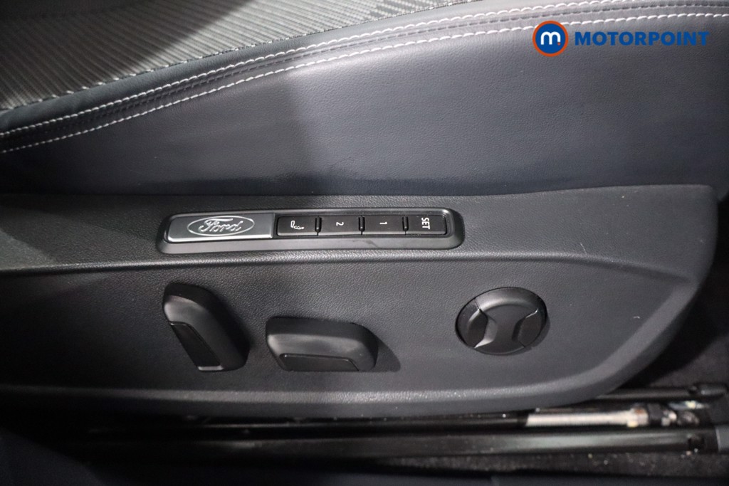 Ford Explorer Select Automatic Electric SUV - Stock Number (1606279) - 20th supplementary image