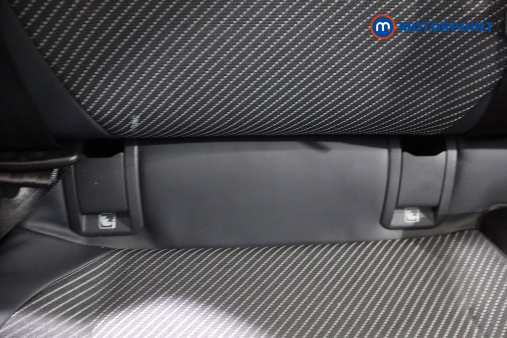 Ford Explorer Select Automatic Electric SUV - Stock Number (1606279) - 25th supplementary image