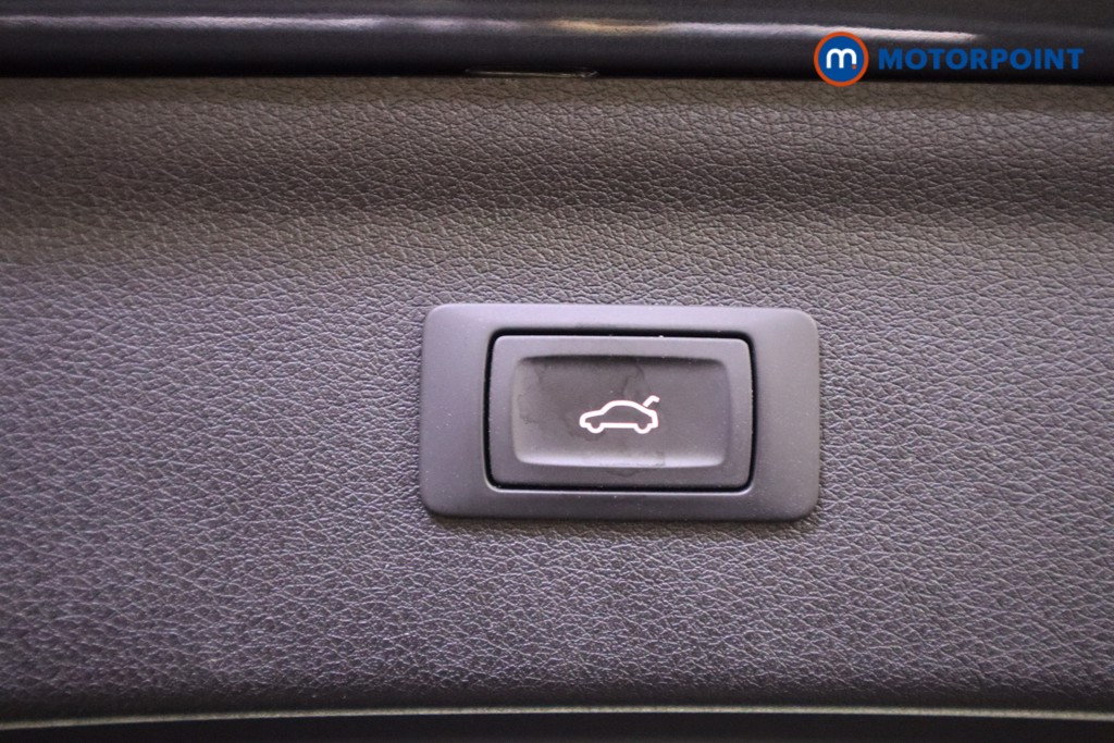 Audi Q3 S Line Edition Manual Petrol SUV - Stock Number (1606865) - 28th supplementary image