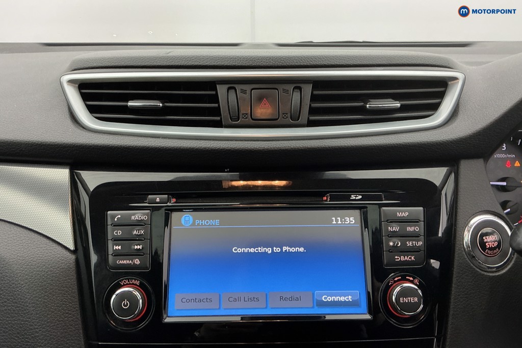 Nissan Qashqai N-Connecta Manual Diesel SUV - Stock Number (1607140) - 2nd supplementary image
