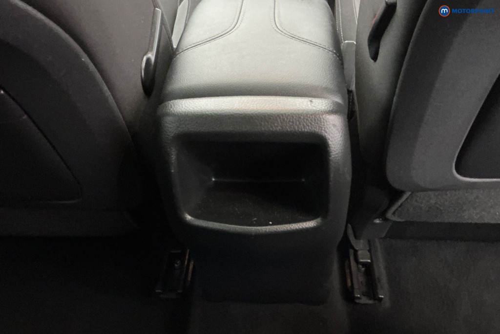 Nissan Qashqai N-Connecta Manual Diesel SUV - Stock Number (1607140) - 13th supplementary image