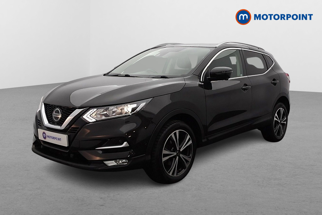 Nissan Qashqai N-Connecta Manual Diesel SUV - Stock Number (1607140) - Passenger side front corner