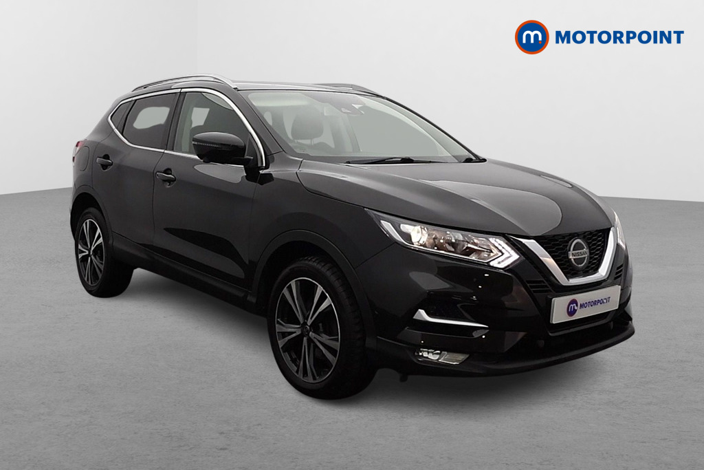 Nissan Qashqai N-Connecta Manual Diesel SUV - Stock Number (1607140) - Drivers side front corner