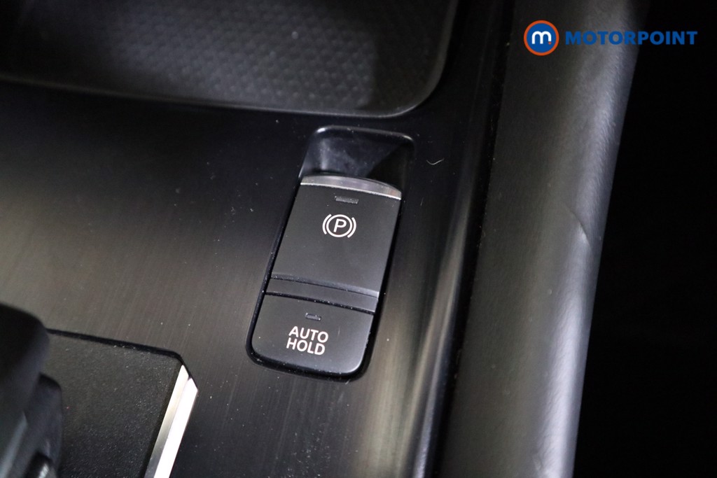 Nissan Qashqai N-Connecta Automatic Petrol SUV - Stock Number (1607590) - 10th supplementary image