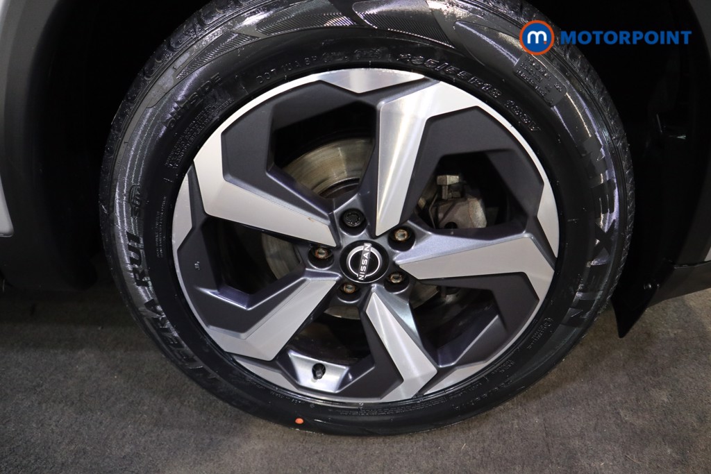 Nissan Qashqai N-Connecta Automatic Petrol SUV - Stock Number (1607590) - 23rd supplementary image