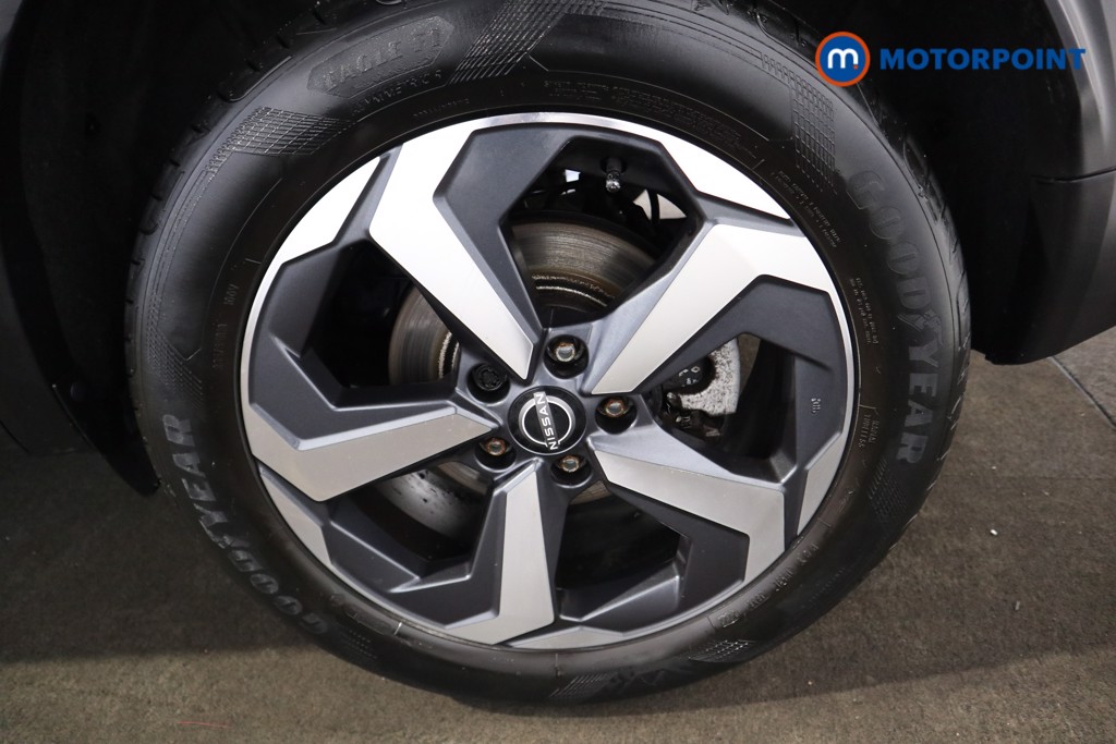 Nissan Qashqai N-Connecta Automatic Petrol SUV - Stock Number (1607590) - 25th supplementary image