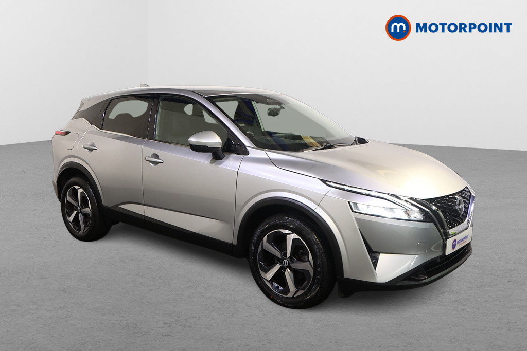 Nissan Qashqai N-Connecta Automatic Petrol SUV - Stock Number (1607590) - Drivers side front corner