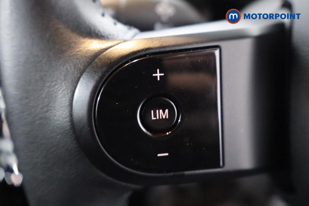 Mini Hatchback Cooper Classic Manual Petrol Hatchback - Stock Number (1607625) - 13th supplementary image