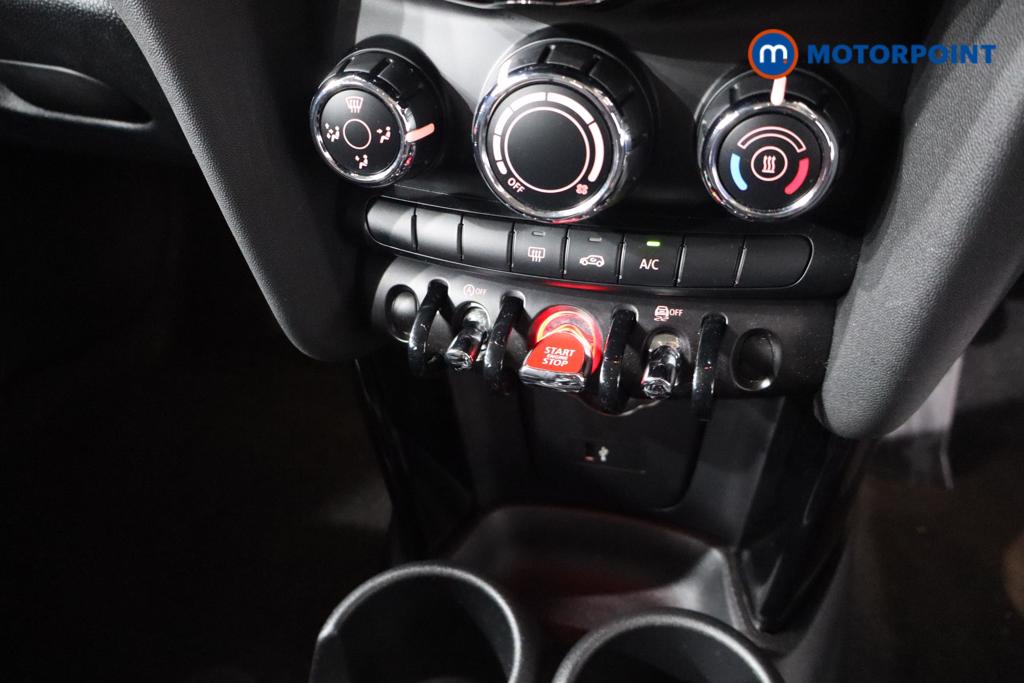 Mini Hatchback Cooper Classic Manual Petrol Hatchback - Stock Number (1607625) - 17th supplementary image