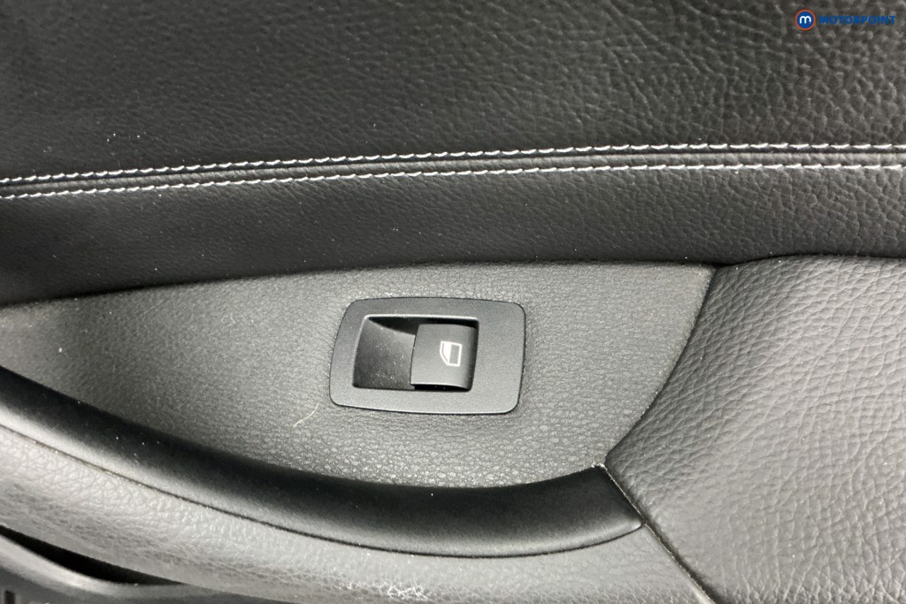 BMW X1 Xline Automatic Diesel SUV - Stock Number (1607693) - 32nd supplementary image