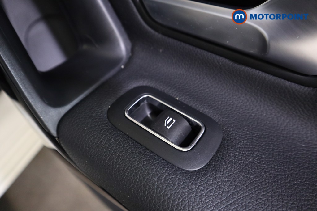 Mercedes-Benz A Class SE Automatic Petrol Hatchback - Stock Number (1608148) - 19th supplementary image