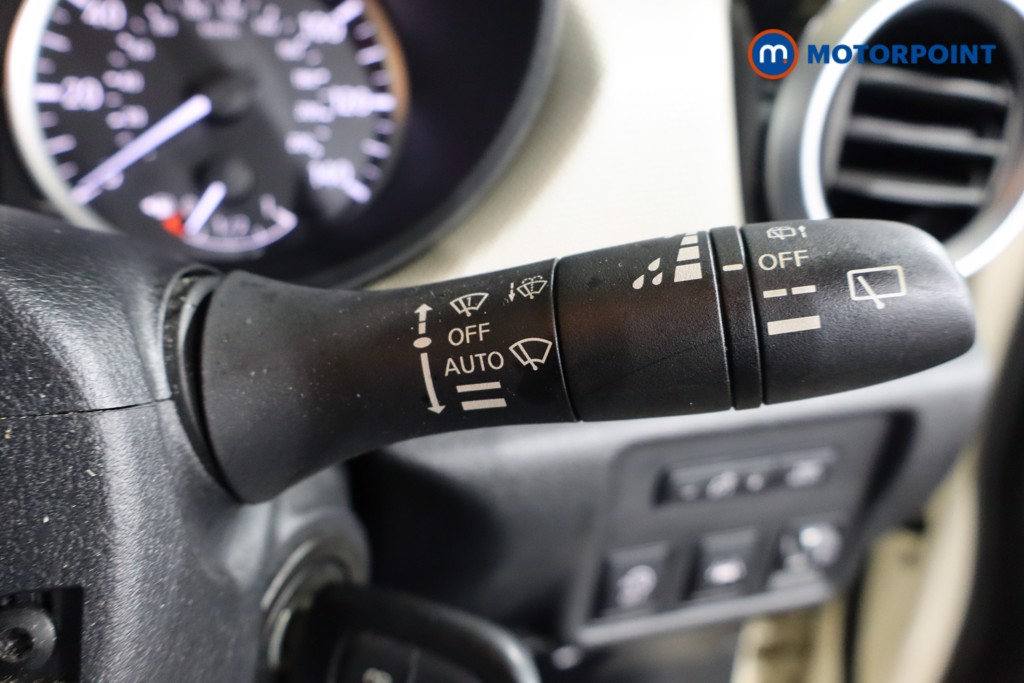 Nissan Micra N-Connecta Manual Petrol Hatchback - Stock Number (1608231) - 13th supplementary image