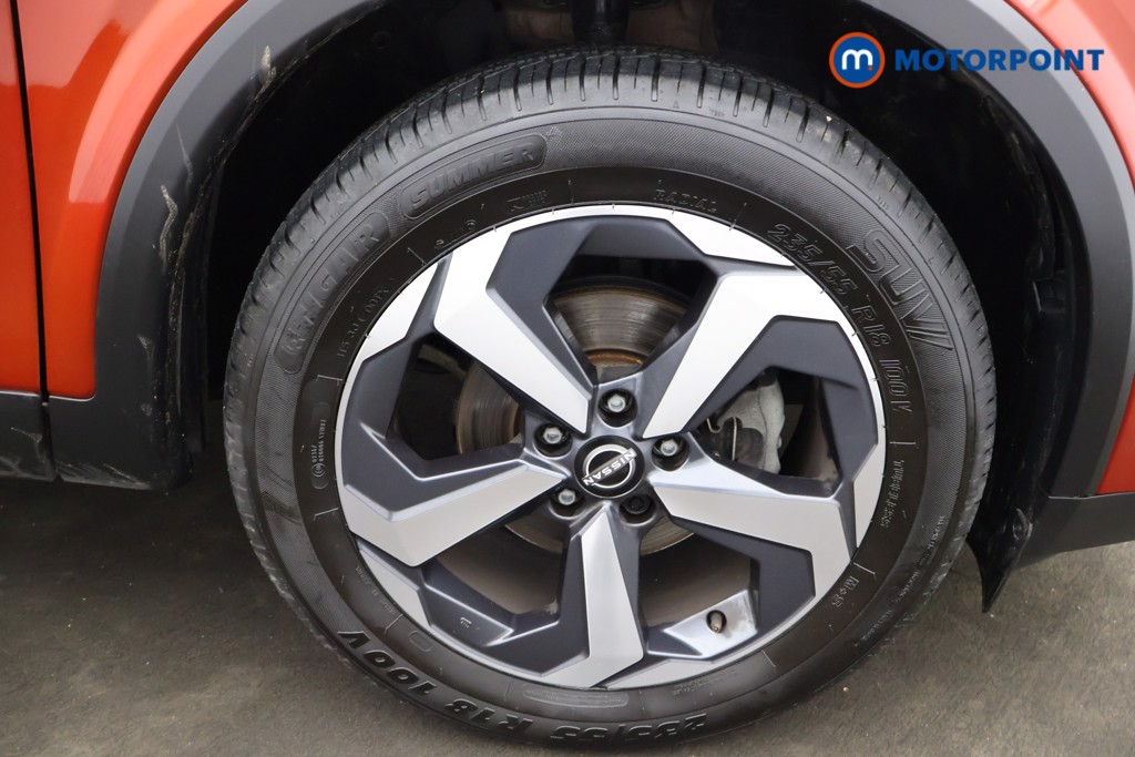 Nissan Qashqai N-Connecta Manual Petrol SUV - Stock Number (1608479) - 23rd supplementary image