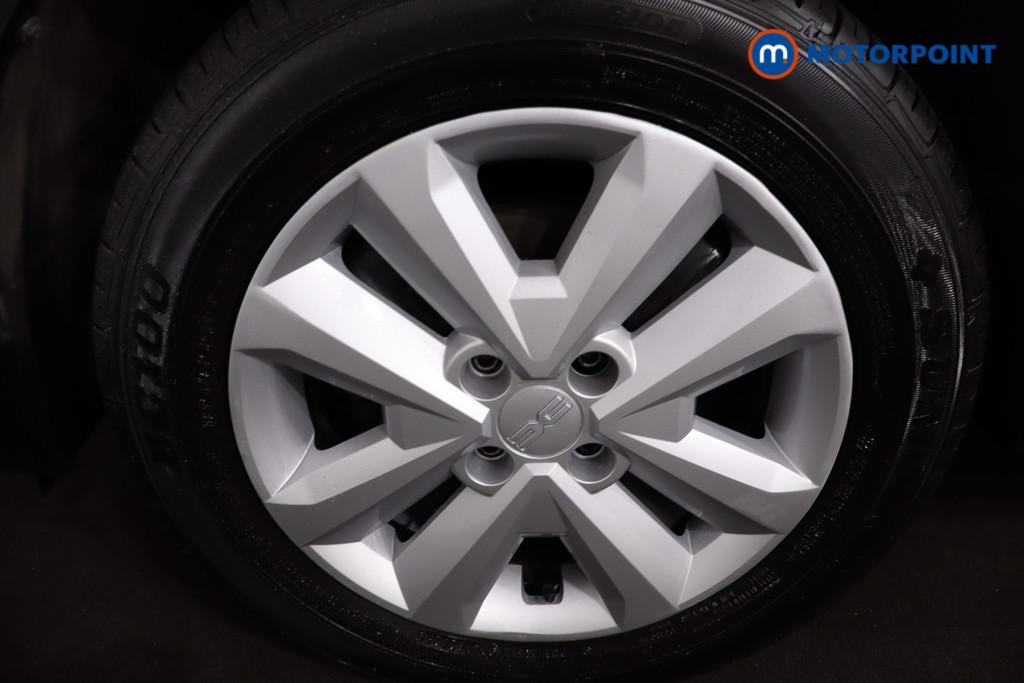 Dacia Sandero Expression Manual Petrol Hatchback - Stock Number (1608658) - 11th supplementary image