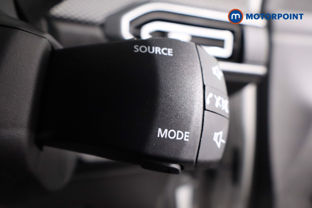 Dacia Sandero Expression Manual Petrol Hatchback - Stock Number (1608664) - 19th supplementary image