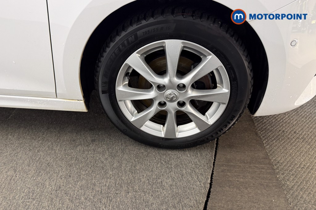 Vauxhall Corsa Elite Nav Manual Diesel Hatchback - Stock Number (1608717) - 33rd supplementary image