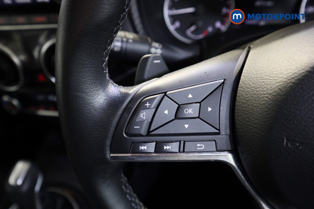 Nissan Juke N-Connecta Automatic Petrol SUV - Stock Number (1608845) - 3rd supplementary image