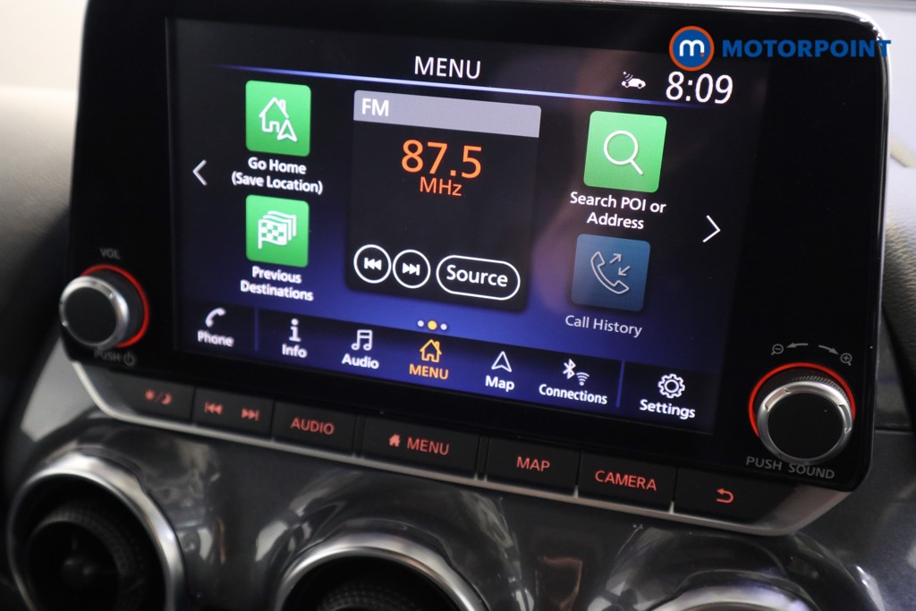 Nissan Juke N-Connecta Automatic Petrol SUV - Stock Number (1608845) - 9th supplementary image