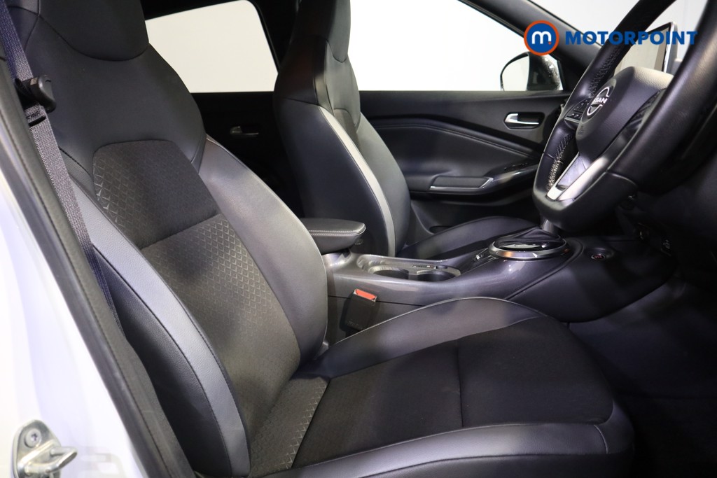 Nissan Juke N-Connecta Automatic Petrol SUV - Stock Number (1608845) - 18th supplementary image