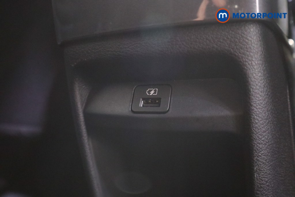 Nissan Juke N-Connecta Automatic Petrol SUV - Stock Number (1608845) - 21st supplementary image