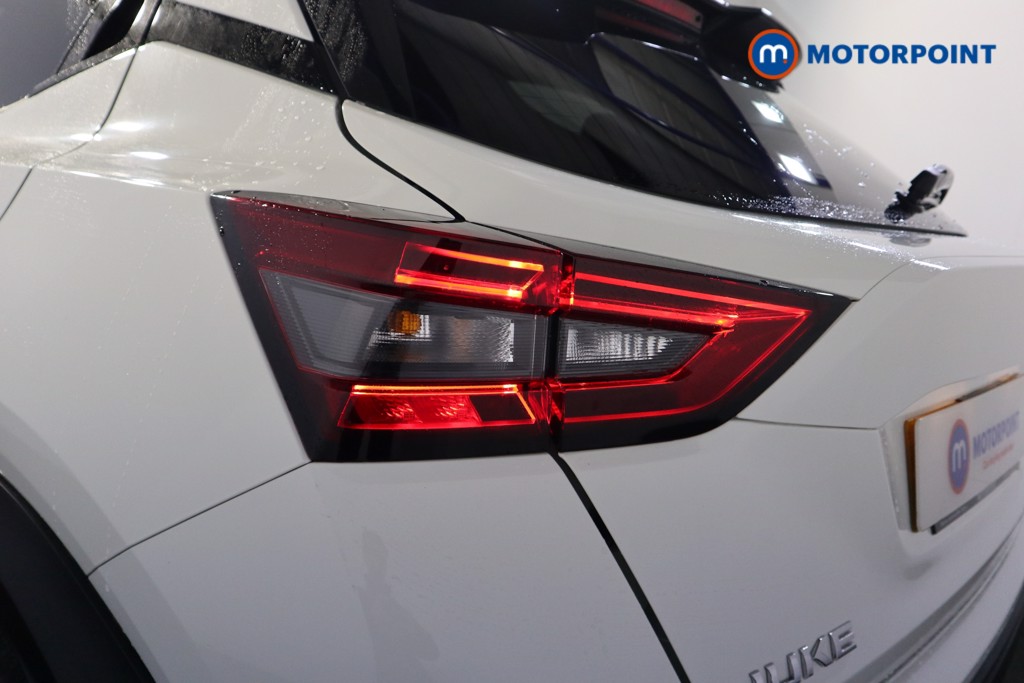 Nissan Juke N-Connecta Automatic Petrol SUV - Stock Number (1608845) - 31st supplementary image