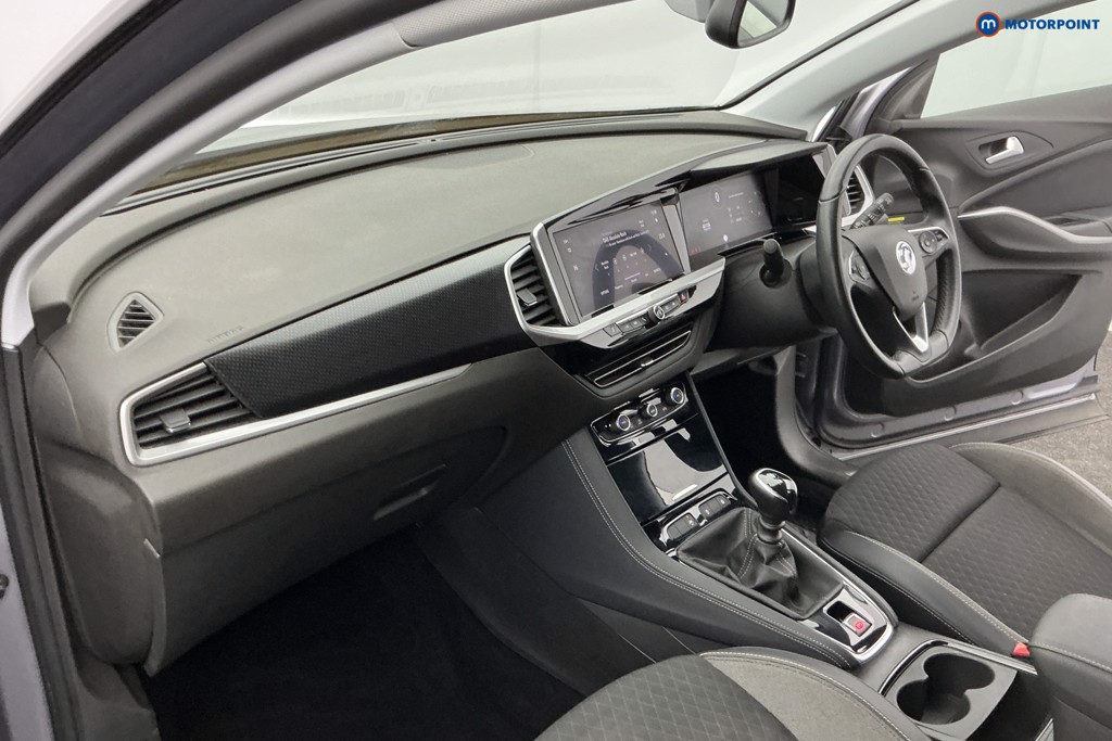 Vauxhall Grandland SRI Manual Petrol SUV - Stock Number (1608853) - 9th supplementary image
