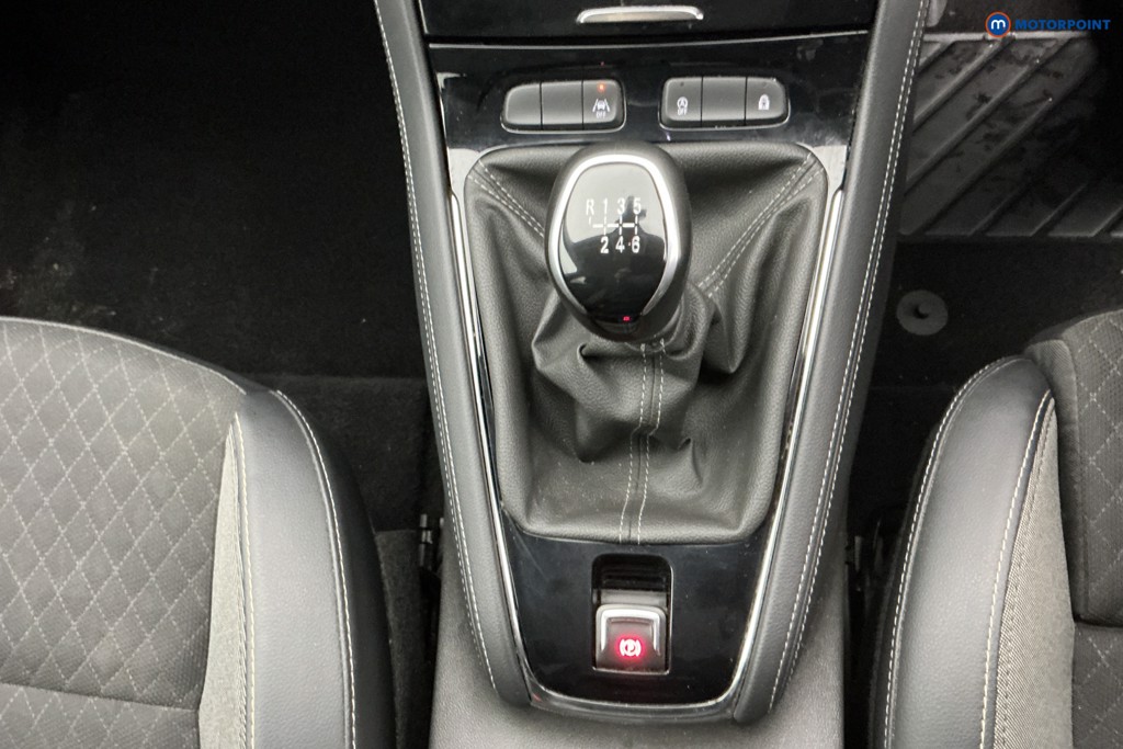 Vauxhall Grandland SRI Manual Petrol SUV - Stock Number (1608853) - 19th supplementary image