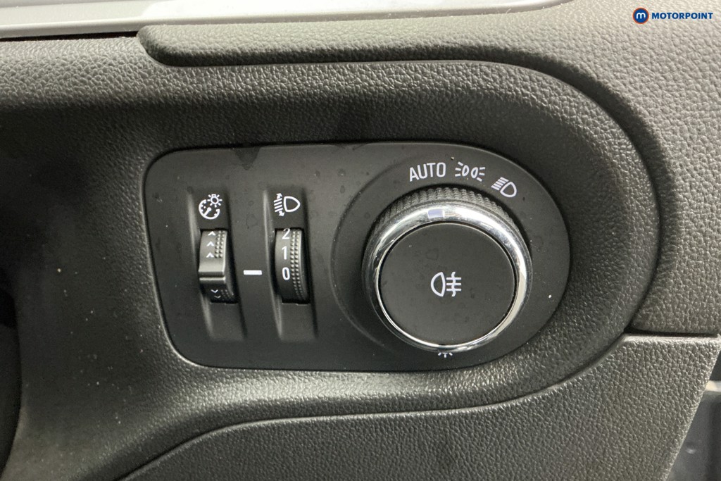 Vauxhall Grandland SRI Manual Petrol SUV - Stock Number (1608853) - 25th supplementary image