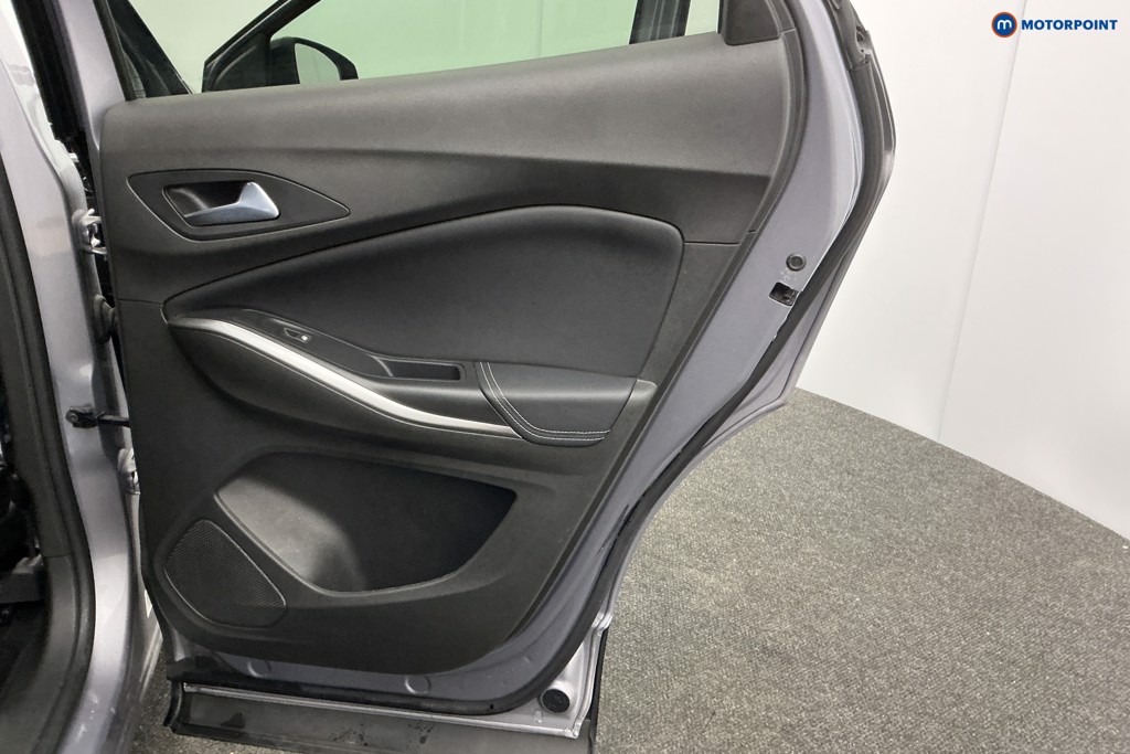 Vauxhall Grandland SRI Manual Petrol SUV - Stock Number (1608853) - 28th supplementary image