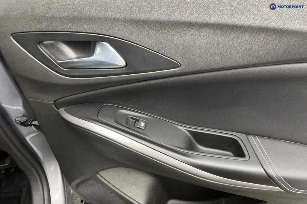 Vauxhall Grandland SRI Manual Petrol SUV - Stock Number (1608853) - 29th supplementary image