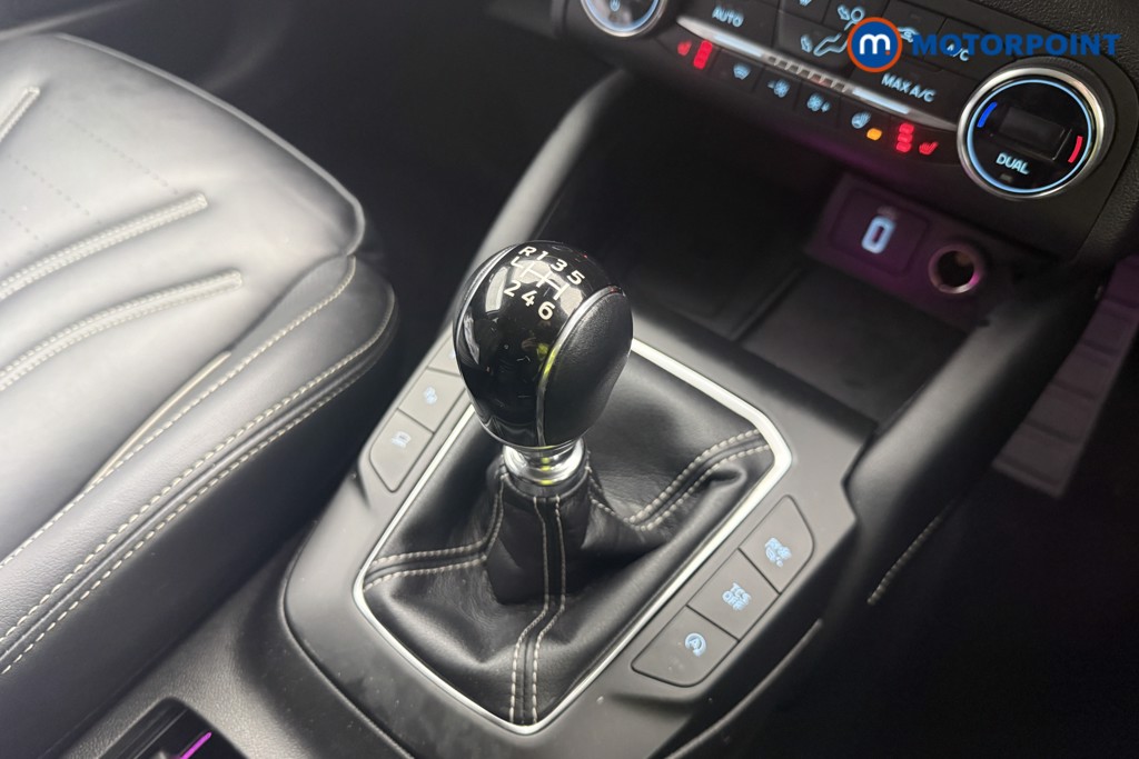 Ford Focus Vignale 2.0 Ecoblue 5Dr Manual Diesel Hatchback - Stock Number (1608970) - 4th supplementary image