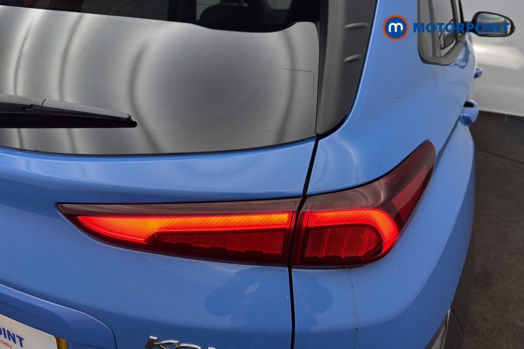 Hyundai Kona Ultimate Automatic Petrol-Electric Hybrid SUV - Stock Number (1609010) - 10th supplementary image