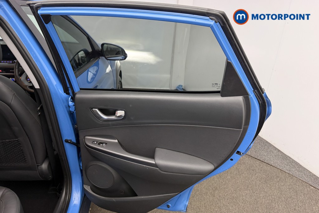 Hyundai Kona Ultimate Automatic Petrol-Electric Hybrid SUV - Stock Number (1609010) - 16th supplementary image