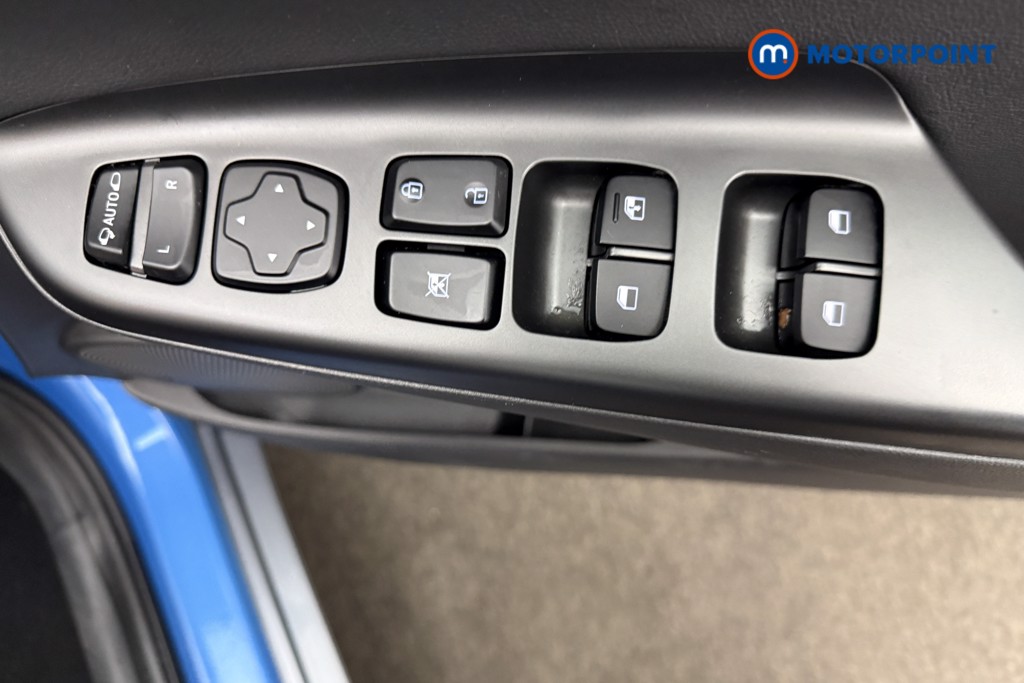 Hyundai Kona Ultimate Automatic Petrol-Electric Hybrid SUV - Stock Number (1609010) - 20th supplementary image