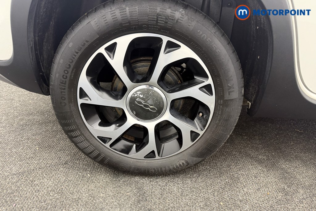 Fiat 500L City Cross Manual Petrol Hatchback - Stock Number (1609109) - 13th supplementary image