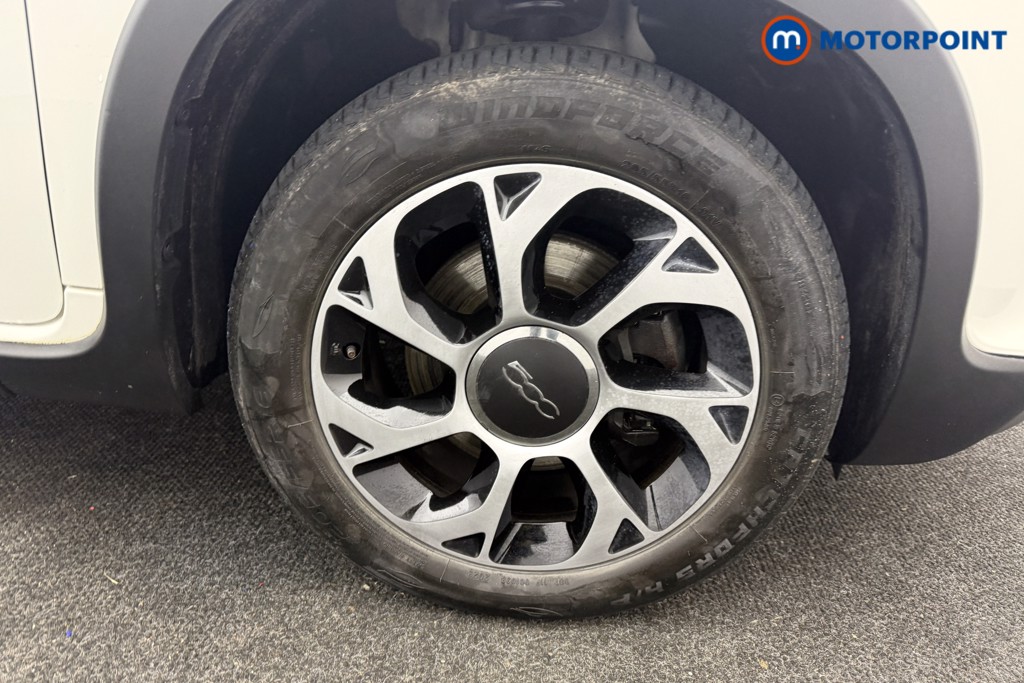 Fiat 500L City Cross Manual Petrol Hatchback - Stock Number (1609109) - 14th supplementary image