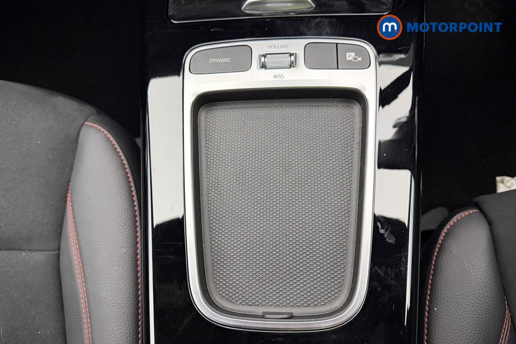 Mercedes-Benz A Class Amg Line Automatic Petrol Hatchback - Stock Number (1609135) - 13th supplementary image