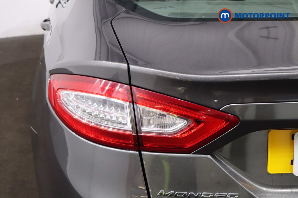 Ford Mondeo Titanium Edition Automatic Petrol-Electric Hybrid Saloon - Stock Number (1609254) - 37th supplementary image