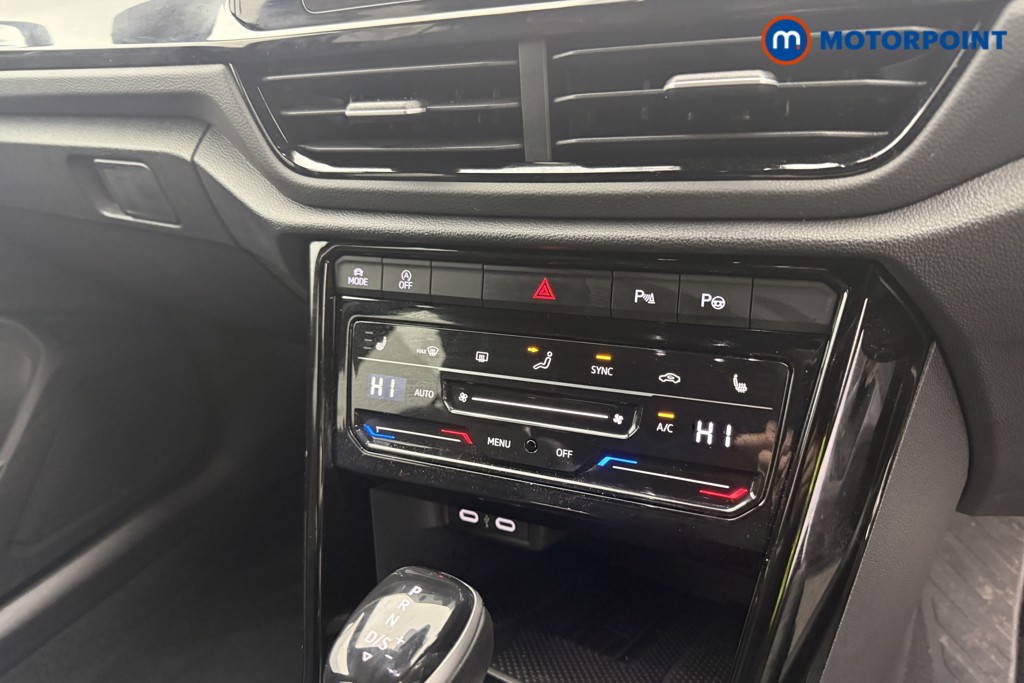 Volkswagen T-Roc Black Edition Automatic Petrol SUV - Stock Number (1609447) - 3rd supplementary image