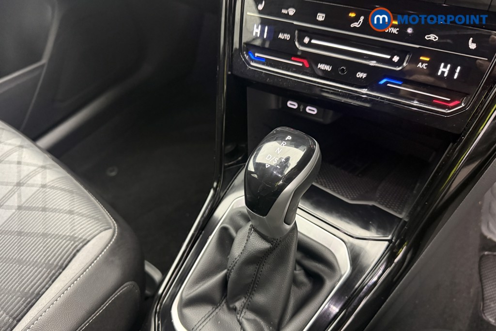 Volkswagen T-Roc Black Edition Automatic Petrol SUV - Stock Number (1609447) - 4th supplementary image