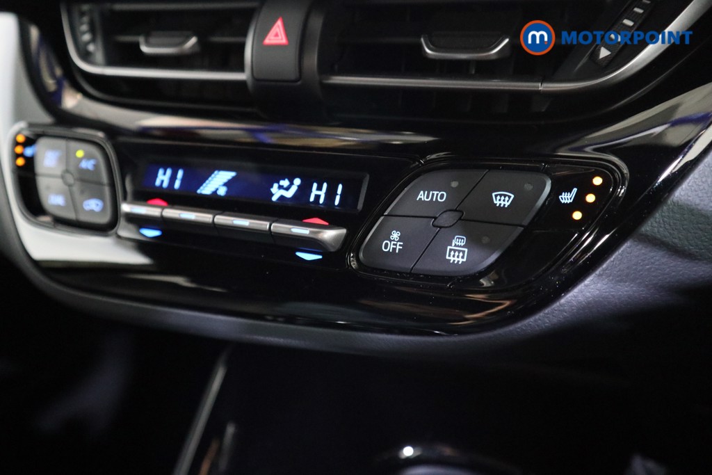 Toyota C-Hr Dynamic Manual Petrol SUV - Stock Number (1609953) - 8th supplementary image